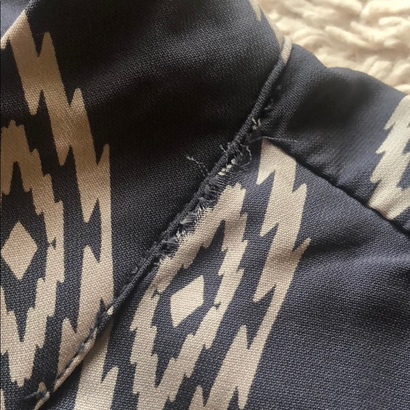 Flowy Gray/Tan Ikat print Tunic/Dress - Med - Picture 5 of 5